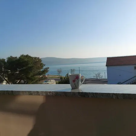 Ruza Starigrad Paklenica