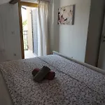 Ruza Starigrad Paklenica